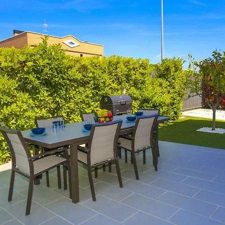 Clanxet Planetcostadorada Villa